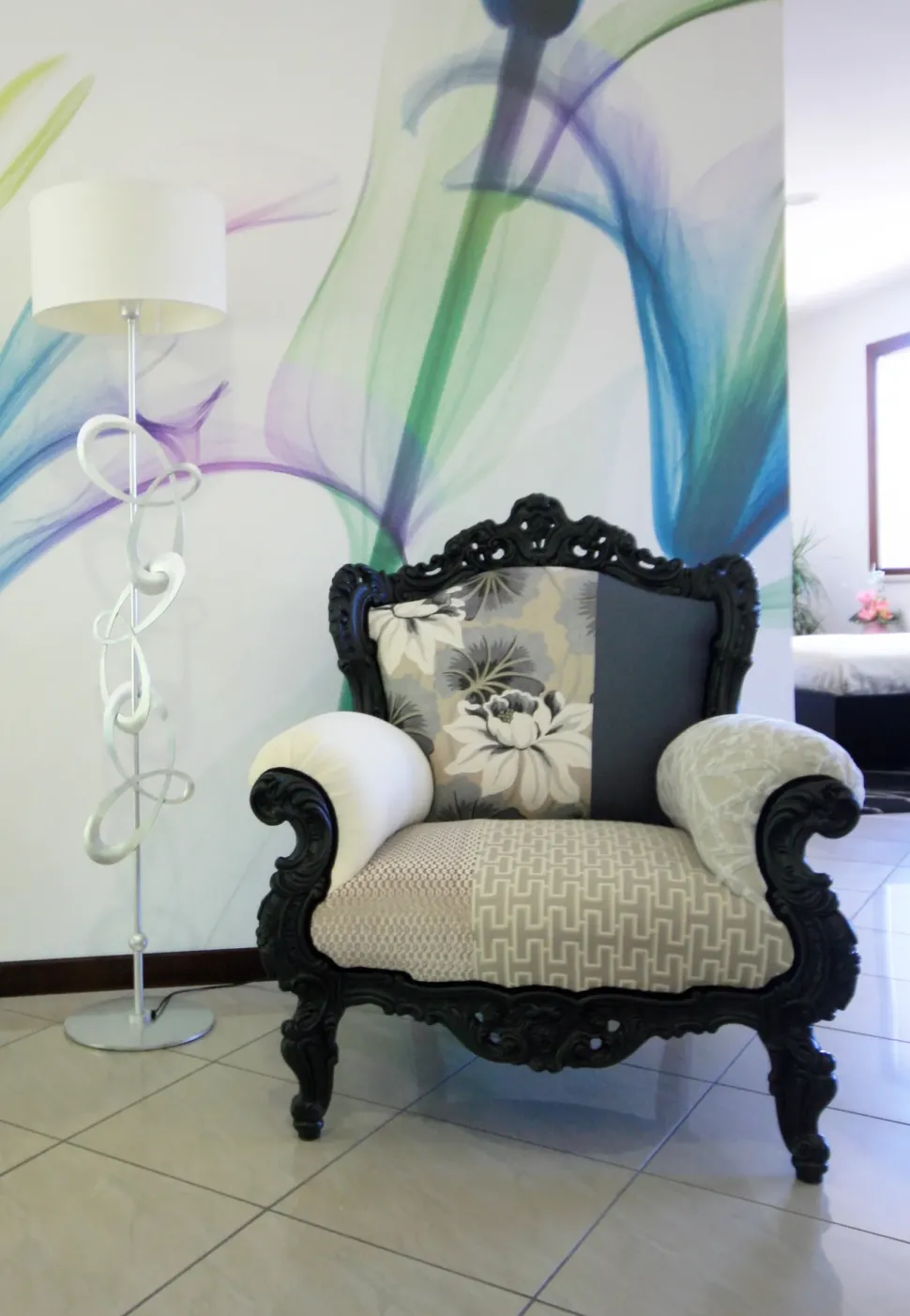 Poltrona tessuto in poliuretano Modà a prezzo scontato