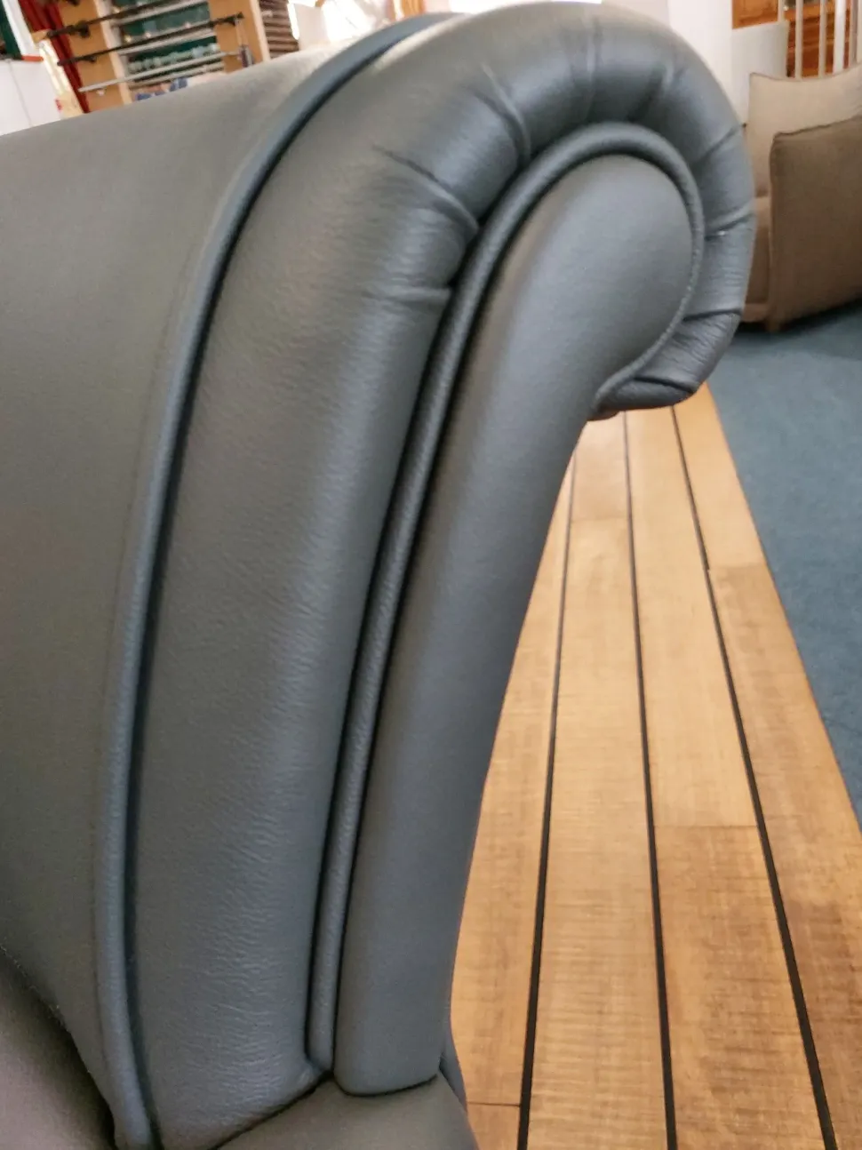 Poltrona Tiffany Art: lusso a prezzo scontato. Progettata da un interno.