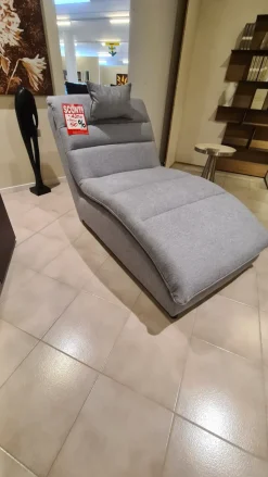 Poltrona Yuka con movimento relax a marchio Collezione esclusiva con uno sconto speciale