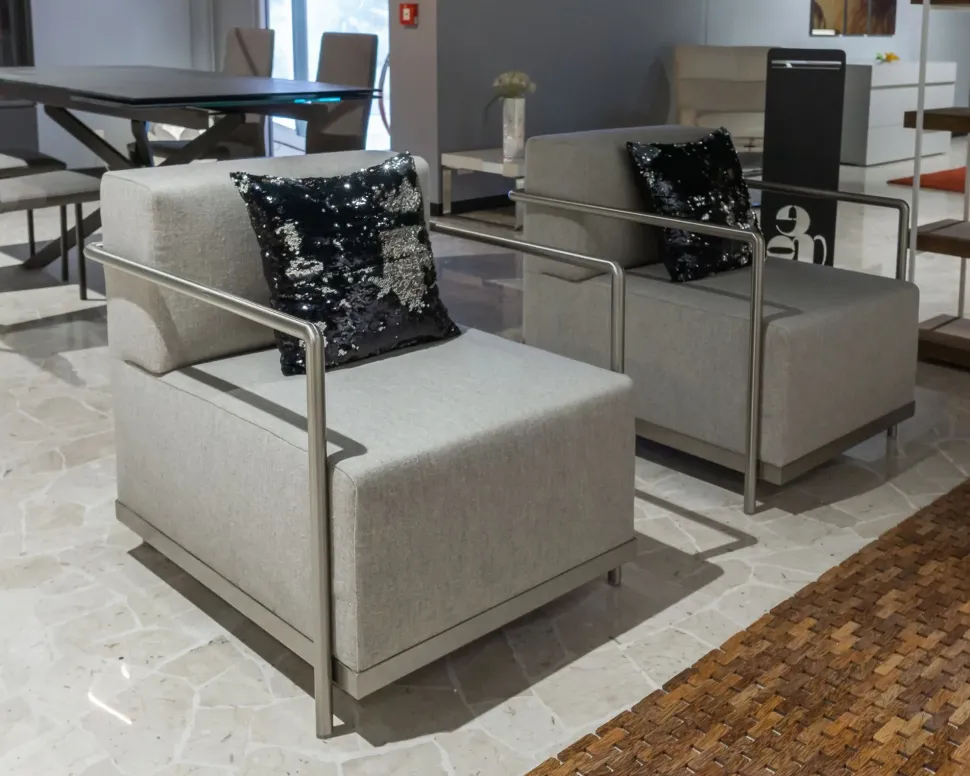 Poltroncina Design Con seduta fissa Dema a prezzi convenienti
