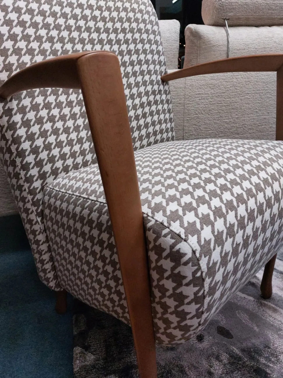 Poltroncina in stile moderno modello Camilla Art salotti a prezzo ribassato