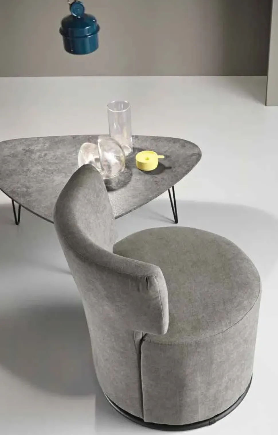 Poltroncina modello Poltroncina design luxury italia 4 colori Md work in Tessuto a prezzo Outlet