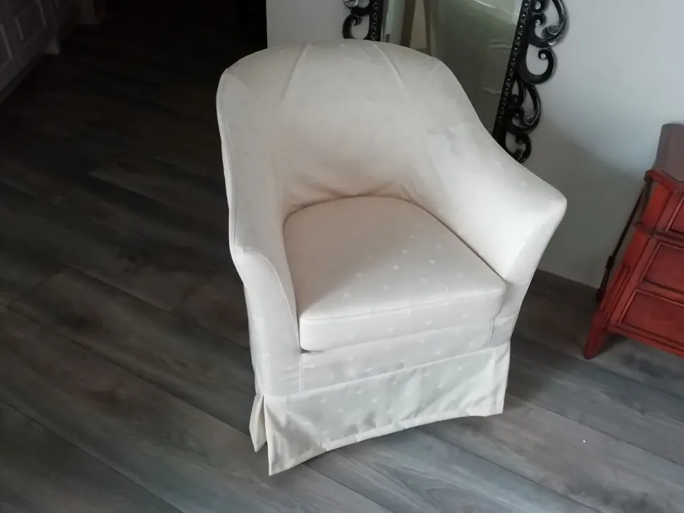 Poltroncina Senza tempo Rigo salotti a PREZZO OUTLET