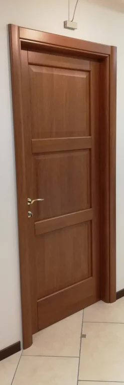 Porta battente Garofoli in Offerta Outlet in laminato