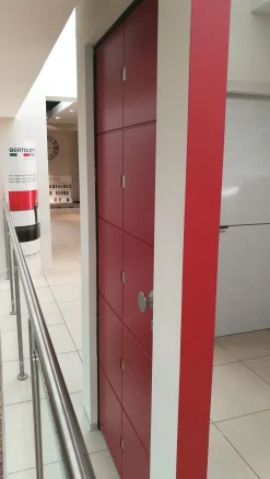 Porta liscia moderna Gardesa a prezzo ribassato 30%