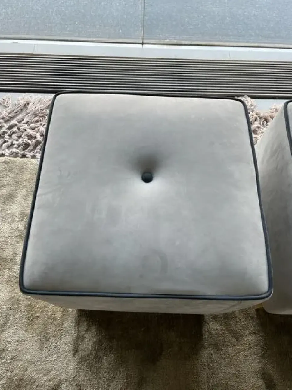 Pouf design modello Anais Baxter in Offerta Outlet