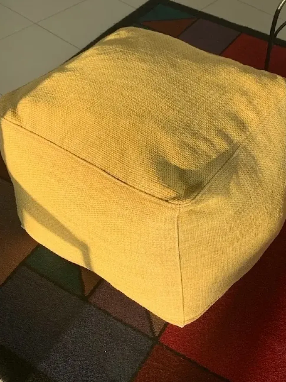 Pouf in Tessuto Sfrido Artigianale