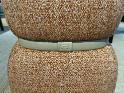 Pouf modello Leplì design Poltrona frau a PREZZI OUTLET