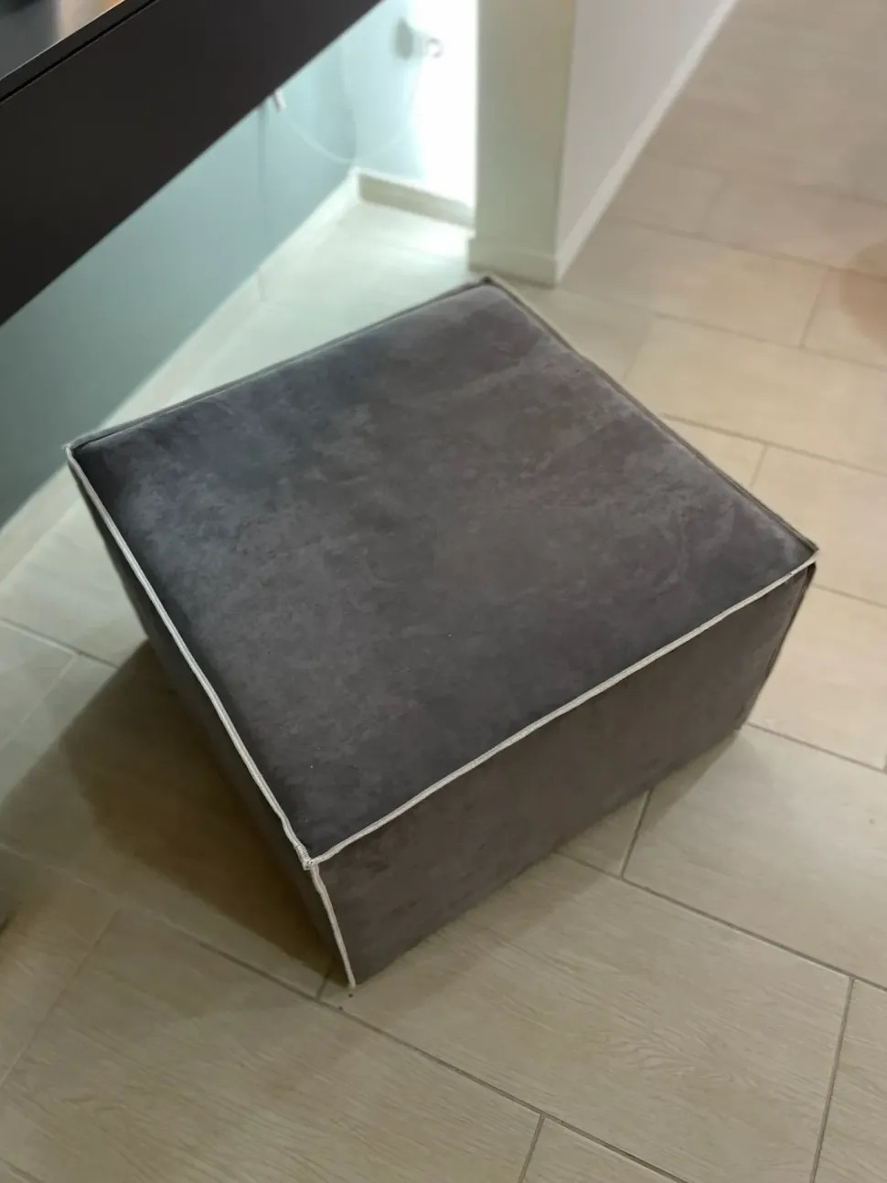 Pouf modello Pouf flower tomasella moderno Tomasella a PREZZI OUTLET