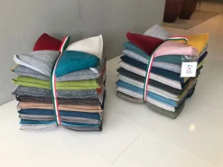 Pouf modello U' strozz design Calia a PREZZI OUTLET