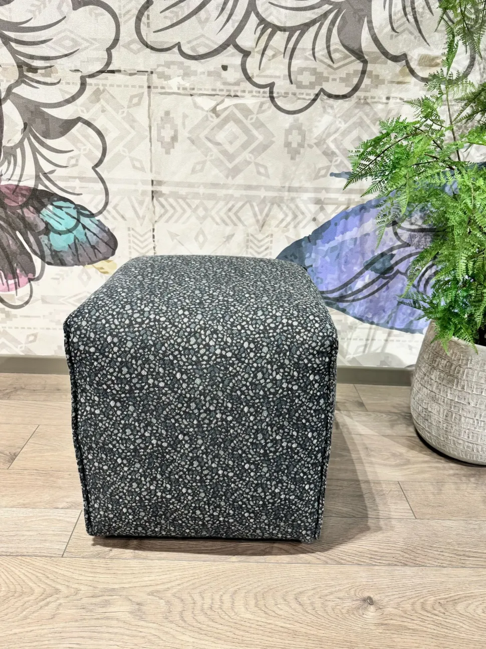 Pouf moderno modello Dove vuoi Longoni poltrone e divani a prezzo scontato