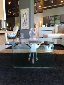 Prezzi ribassati per il tavolino design Burano di Simon