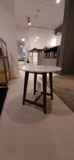 Prezzi ribassati per il tavolino moderno Tomo tondo di Desirèe