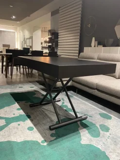 Prezzi ribassati per il tavolino moderno Newood di Ozzio