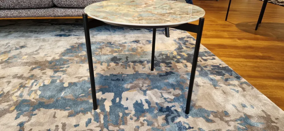 Prezzi ribassati per il tavolino design Caillou di Liu jo living