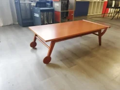 Prezzi ribassati per il tavolino classico Da caffè  di Calligaris