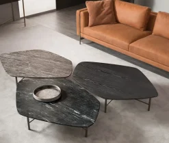 Prezzi ribassati per il tavolino design Shanghai di Cantori