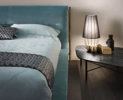 Prezzi ribassati per il tavolino design Shanghai di Cantori