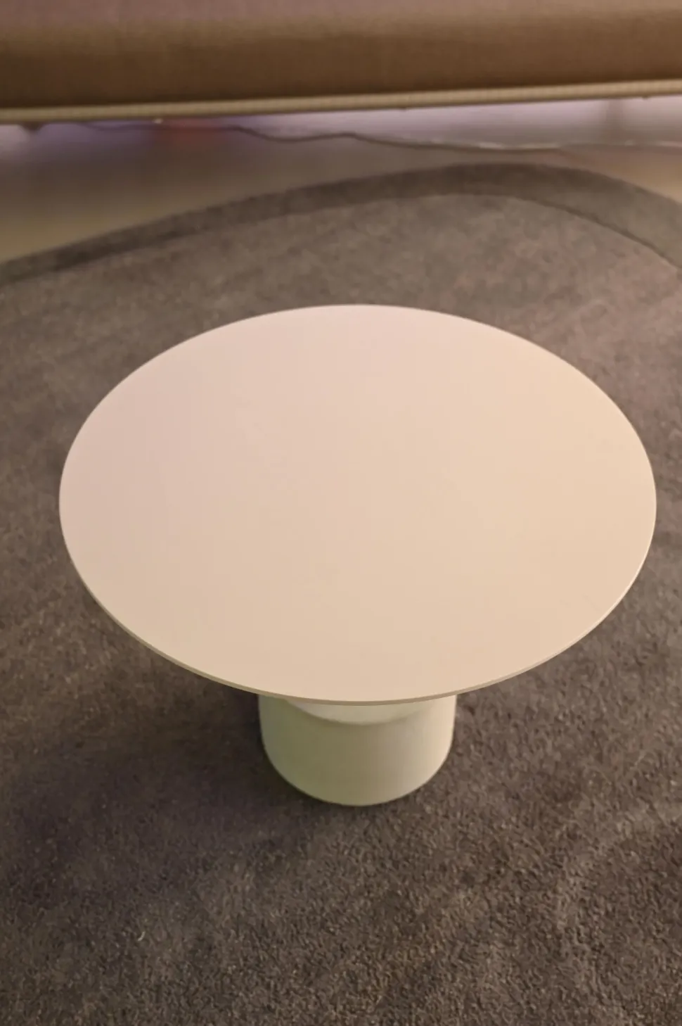 Prezzi ribassati per il tavolino design Roll di Kettal