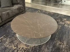 Prezzi ribassati per il tavolino moderno Brigitte di Tomasella