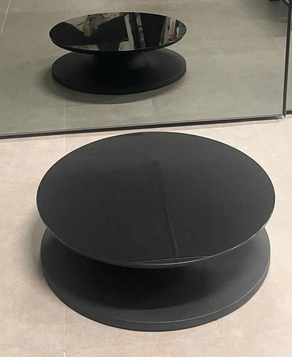 Prezzi ribassati per il tavolino design Swing di Tisettanta