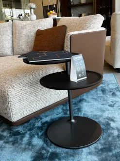 Prezzi ribassati per il tavolino design Vicino di Molteni & c