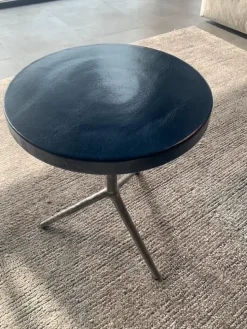 Prezzi ribassati per il tavolino design Vik di Baxter