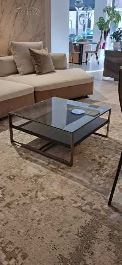 Prezzi ribassati per il tavolino design Rialto di Rimadesio