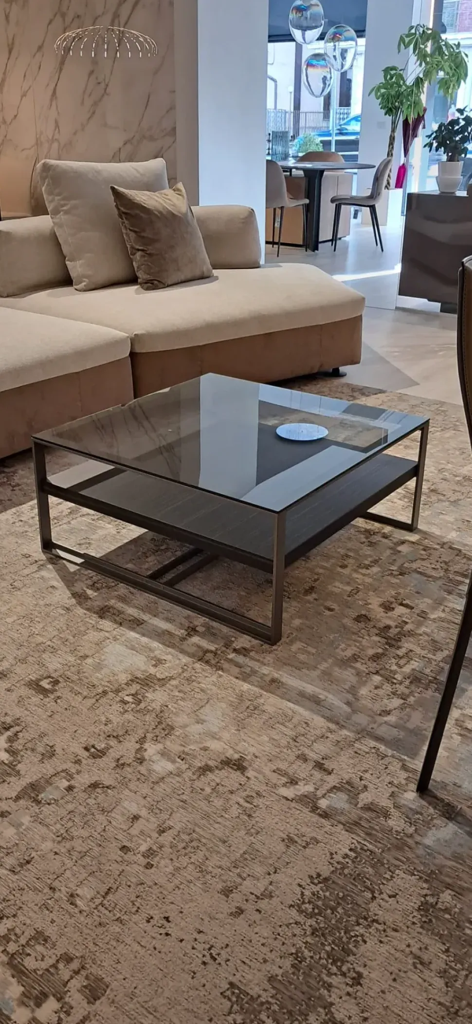 Prezzi ribassati per il tavolino design Rialto di Rimadesio