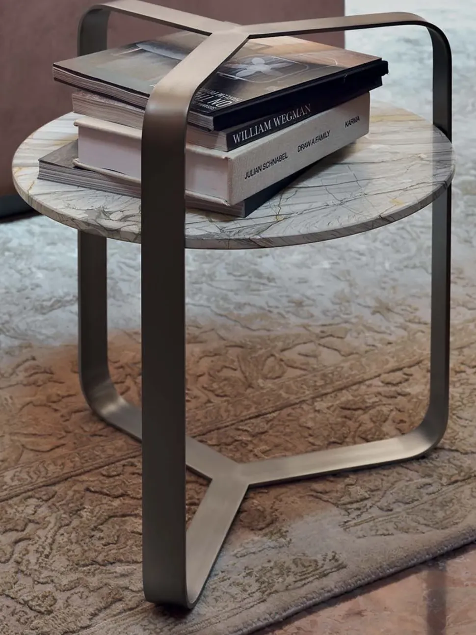 Prezzi ribassati per il tavolino design Yari di Flou