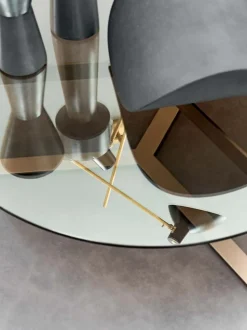 Prezzi ribassati per il tavolino design Yari di Flou