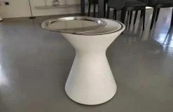 Prezzi ribassati per il tavolino design Buddy di Molteni & c