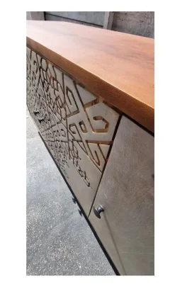 Progettista interni: Outlet etnico, Credenza madia Lorenzo a prezzo Outlet.