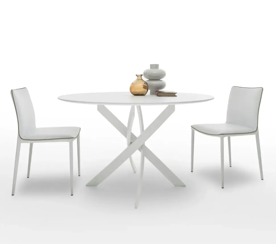 Progettista interni: Tavolo Barone Bontempi in vetro ellittico, offerta outlet.