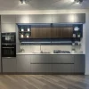 Richiedi il prezzo: cucina altri colori moderna Like j di Veneta cucine scontata