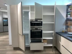 Richiedi il prezzo: cucina altri colori moderna Start time presa di Veneta cucine in offerta