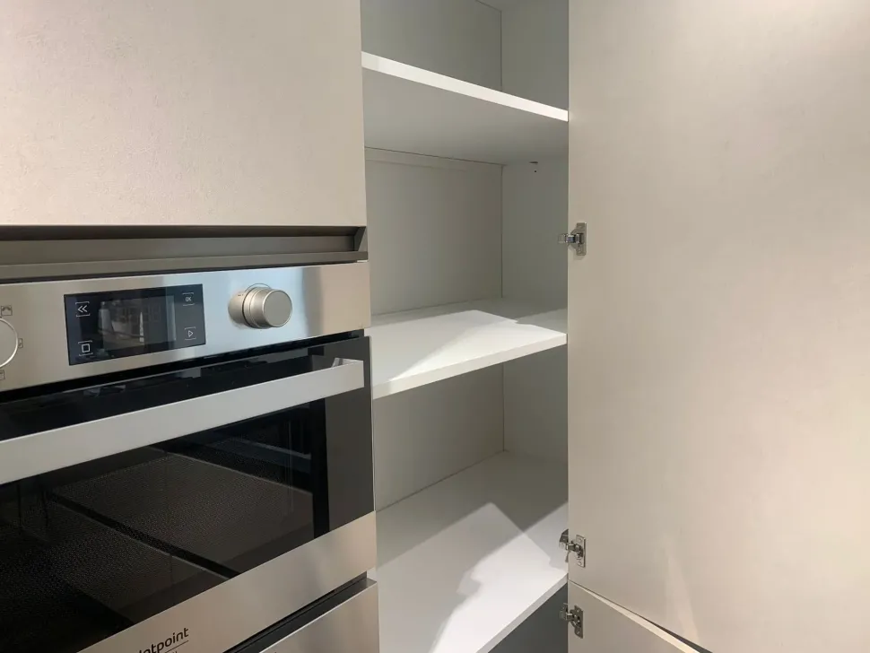 Richiedi il prezzo: cucina altri colori moderna Start time presa di Veneta cucine in offerta