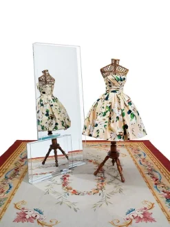 Richiedi il prezzo dello specchio modello Only me di Kartell