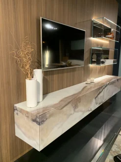 Richiedi ora il prezzo della parete attrezzata Materia 36e8 + glass storage di Lago