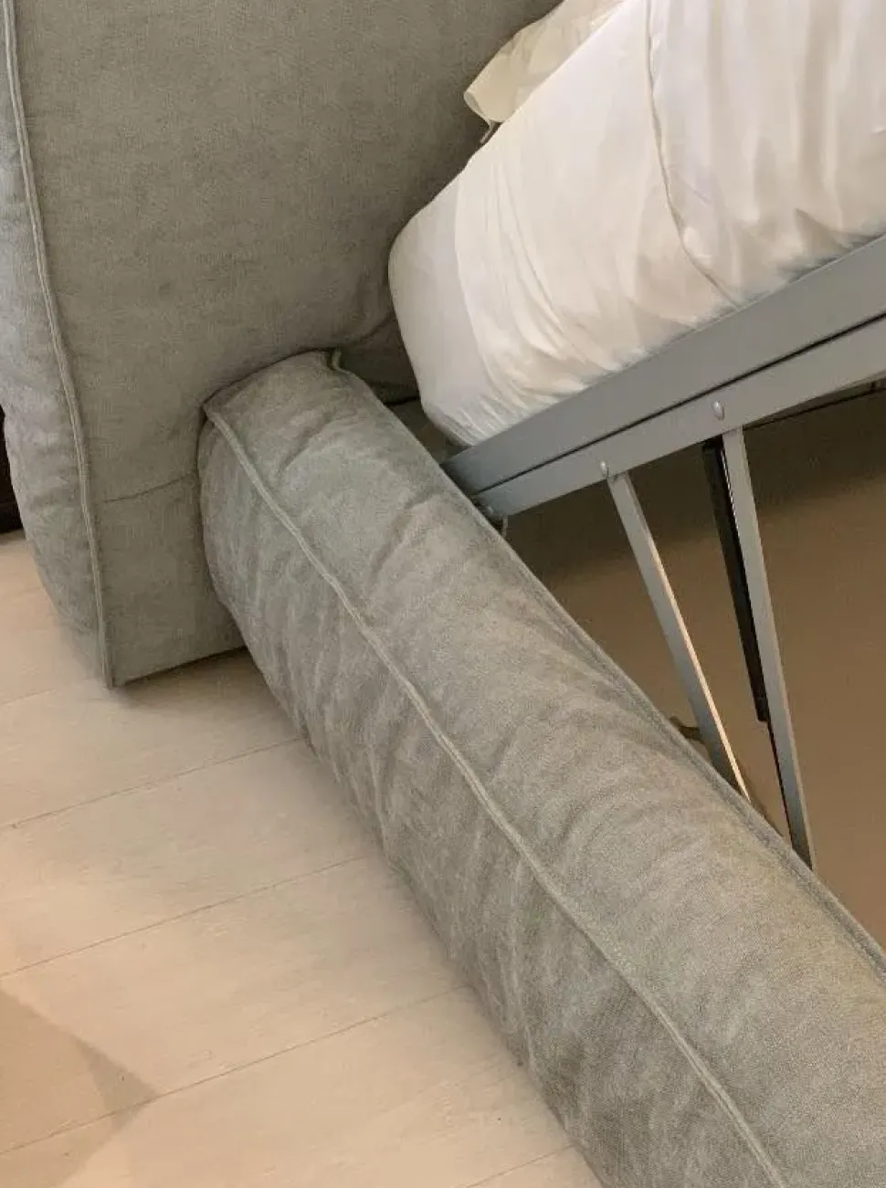 Richiedi ora il prezzo del letto Fluff nella fotografia