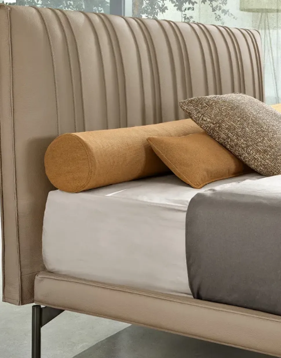 Richiedi ora il prezzo riservato per il letto Poseidone! Design moderno, comfort assicurato.