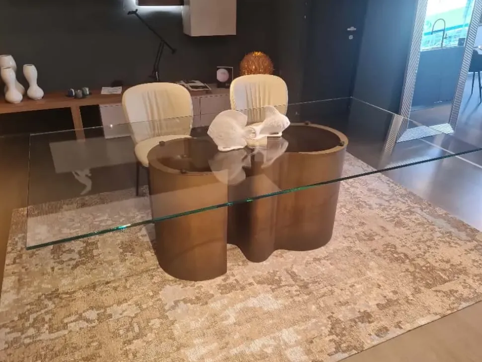 Richiedi ora il prezzo riservato del tavolo Papel glass Cattelan italia