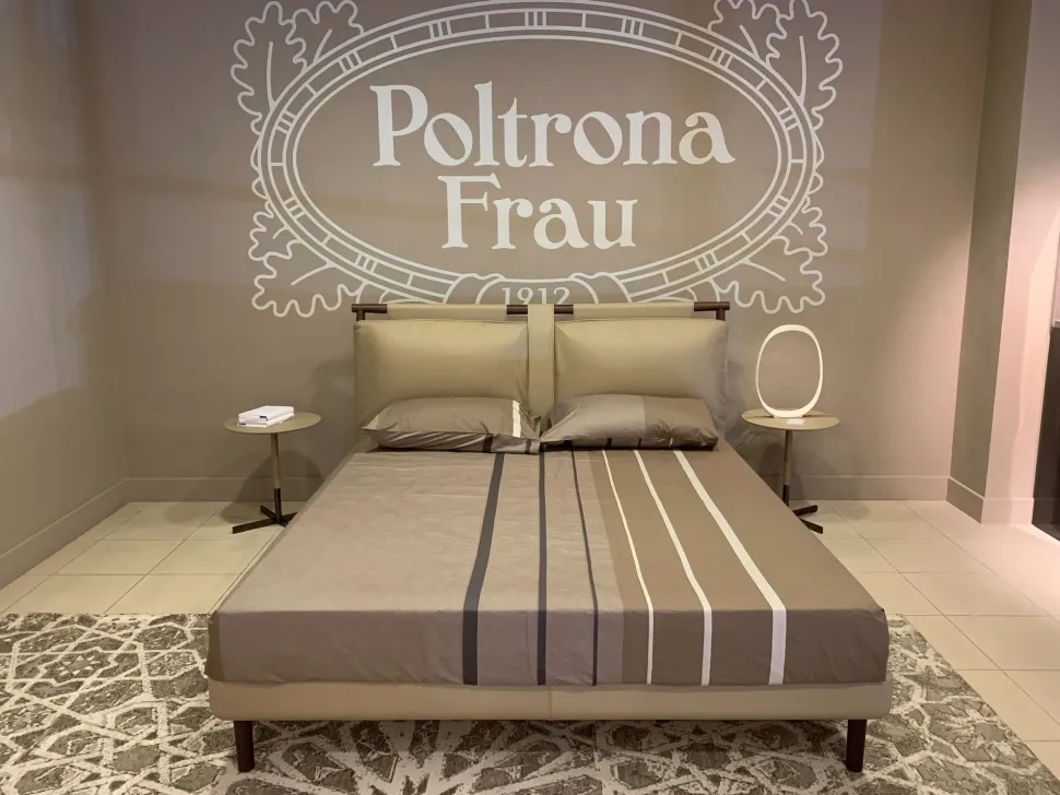 Richiedi ora il prezzo riservato del letto Times nella fotografia