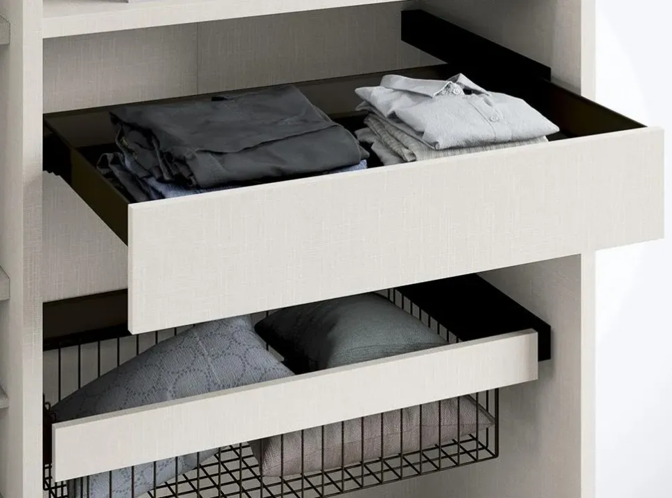 Scontato del 42%: Armadio con ante battenti. Acquista ora!