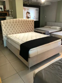 Scontato del 42%: Letto Artigianale Impero. Acquista ora!