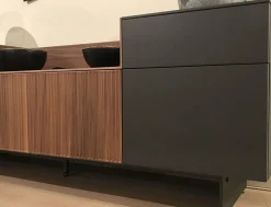 Sconto -30% su Madia Box 18 di Novamobili! Stile design.