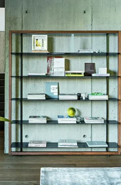 Scopri Alix di Bonaldo: libreria in metallo scontata -30%. Non perdere l'occasione!