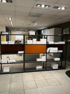 Scopri Helsinki scontata -50%: ecommerce Desalto in metallo!