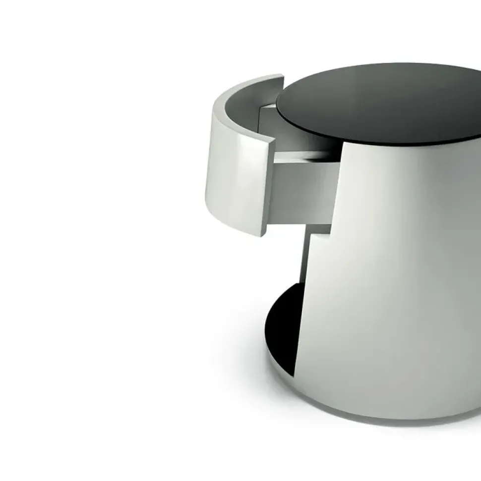 Scopri il comodino Nigel di Cattelan Italia a prezzo scontato!