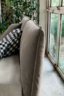 Scopri il Letto Gaber Veneran scontato a prezzi outlet!